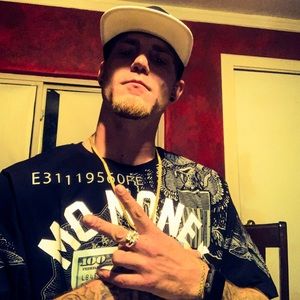 Meet your Posher, Gary